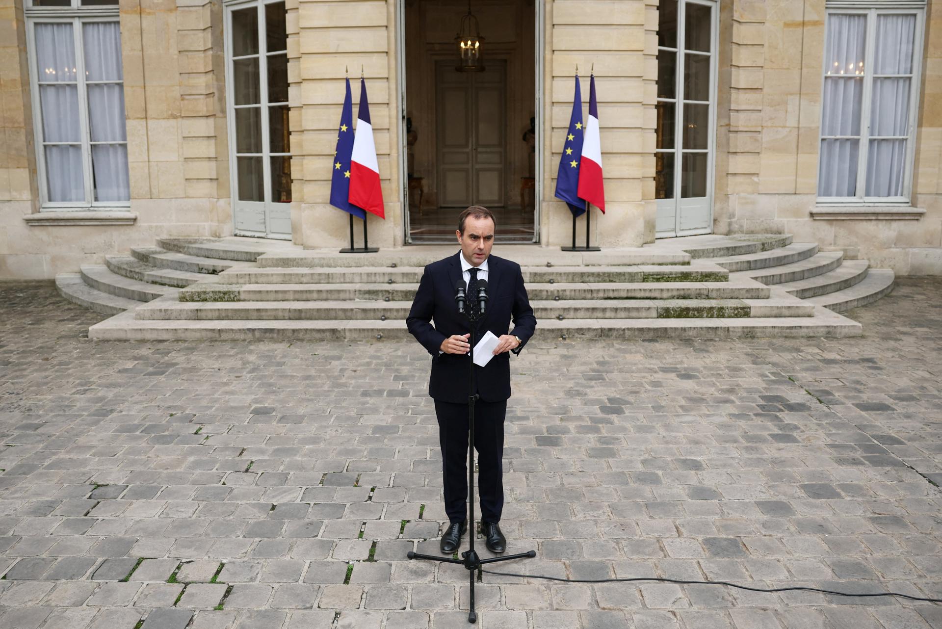 Renuncia el primer ministro de Francia, Sébastien Lecornu