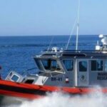 Rescatan en altamar a 27 menores y un mayor de edad frente a costas de Sinaloa