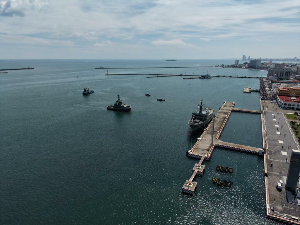 Fotos: 204 Aniversario de la Armada de México en Veracruz - semar-marina-204-aniversario-armada-mexico-9-1024x768