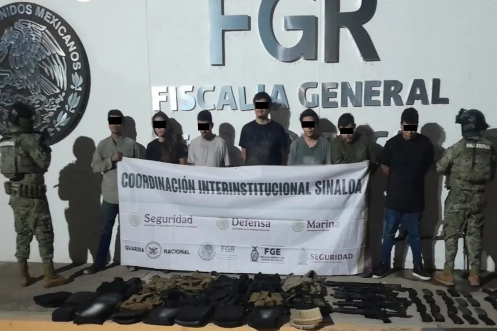 Detienen a 18 personas y aseguran droga en Sinaloa Detienen a 18 personas y aseguran droga en Sinaloa