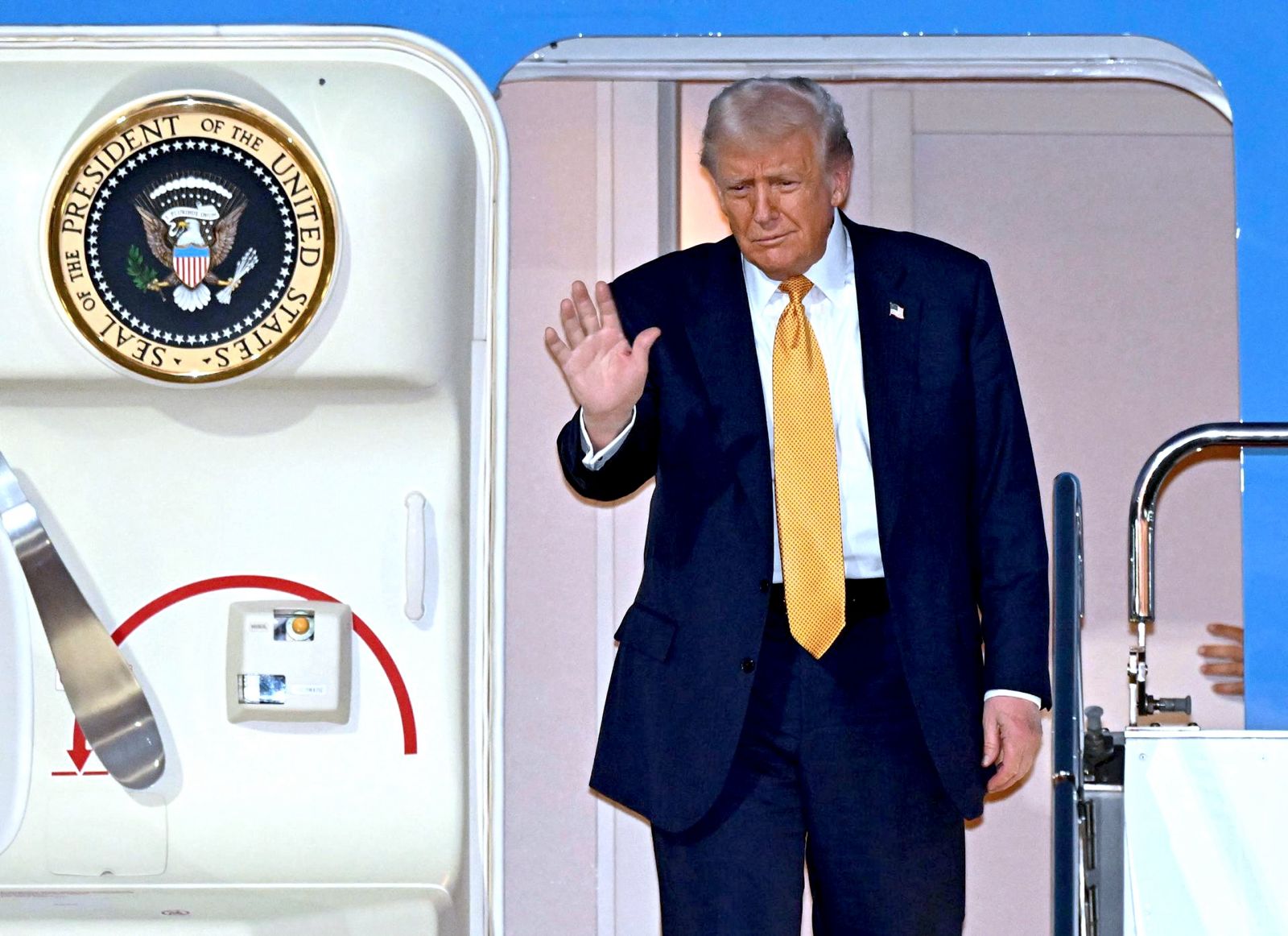 El que nada debe, nada teme …? - trump-boeing