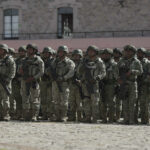 Detienen a siete y decomisan explosivos en Michoacán