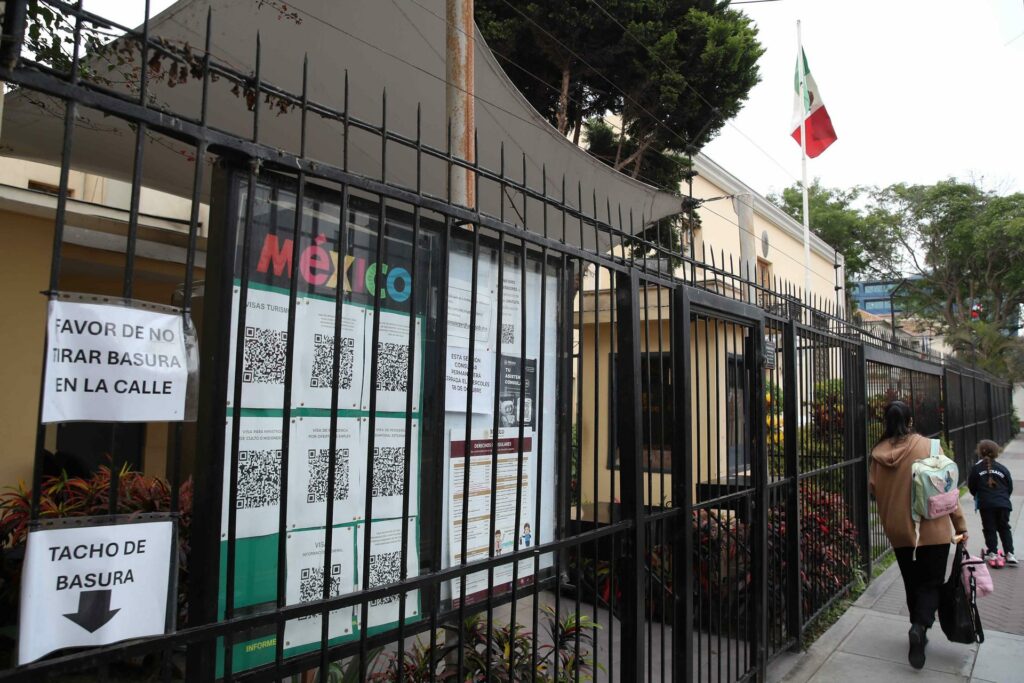 Claves del choque diplomático entre México y Perú desde 2022