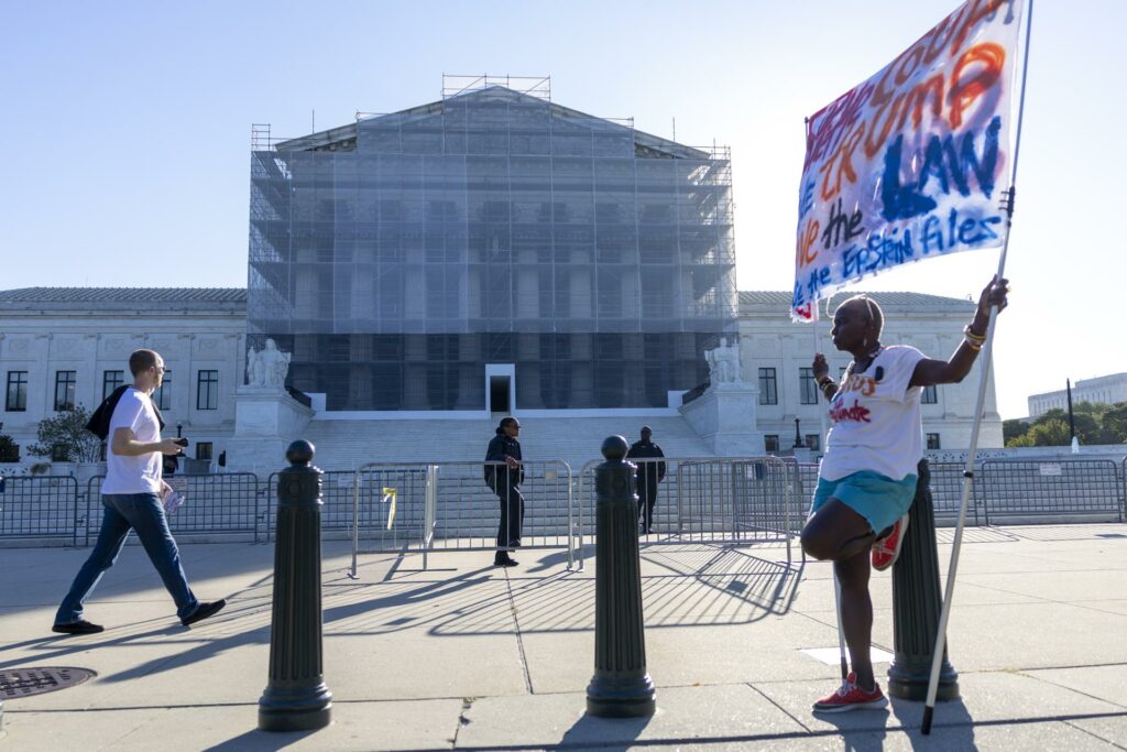 Sobrevivientes del caso Epstein urgen al Congreso de EE.UU. publicar todos los archivos