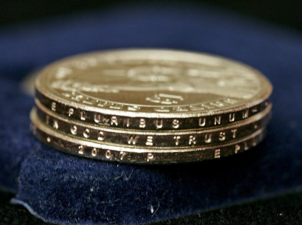 EE.UU. emite la última moneda de un centavo antes de su retiro definitivo