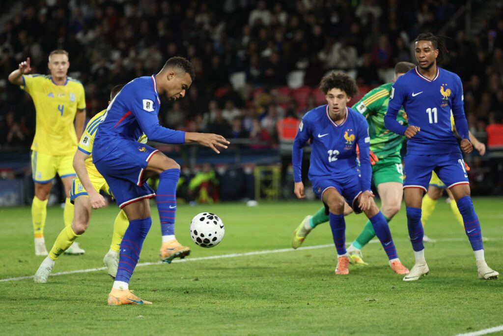 4-0. Francia, clasificada para el Mundial de 2026 tras golear en casa a Ucrania - 7b59dafc347bcfa3a4f6ab3ce0e19e2838285659w-1024x683