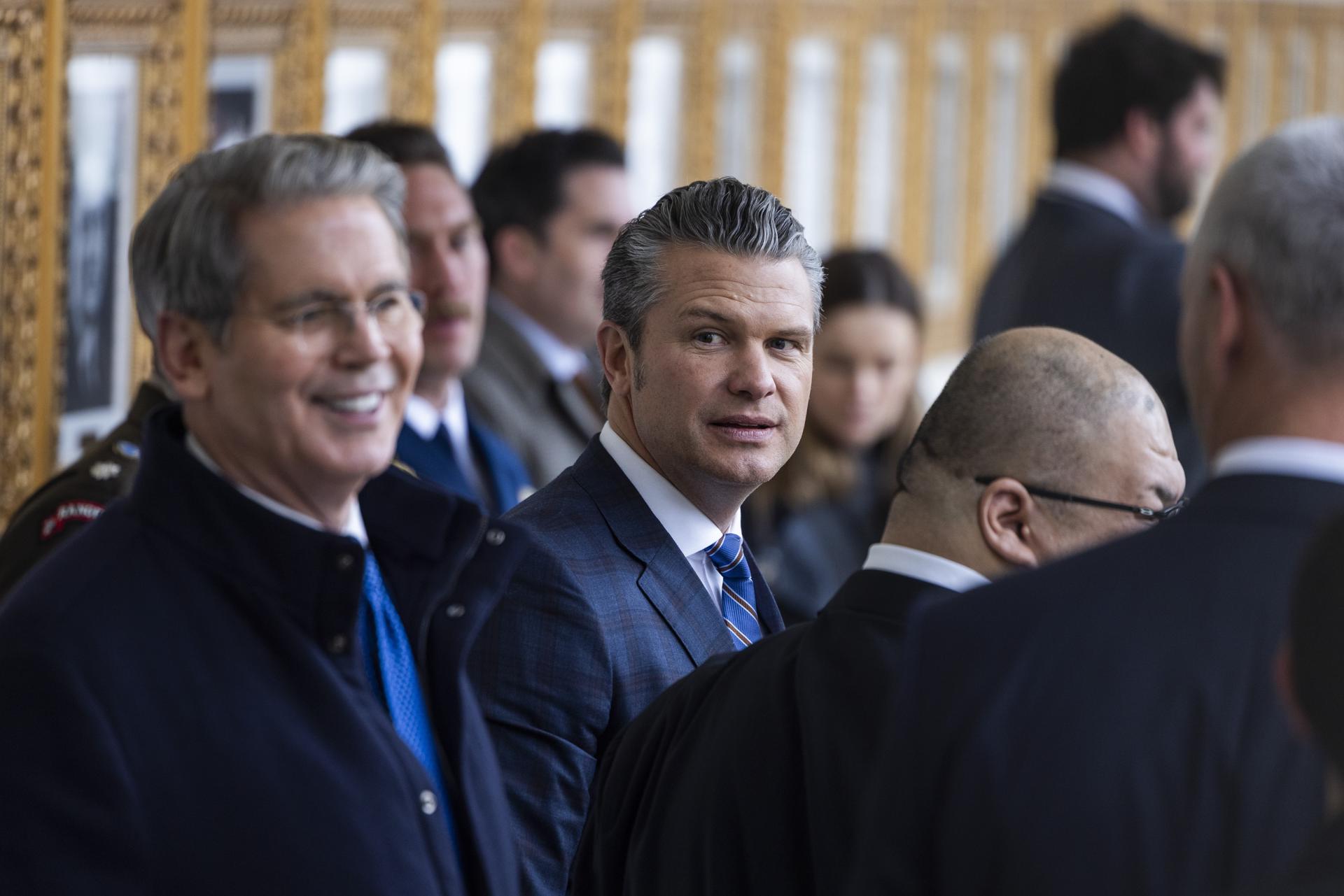 Secretario de Guerra de EE.UU. llegará mañana a República Dominicana para una visita oficial Secretario de Guerra de EE.UU. llegará mañana a República Dominicana para una visita oficial