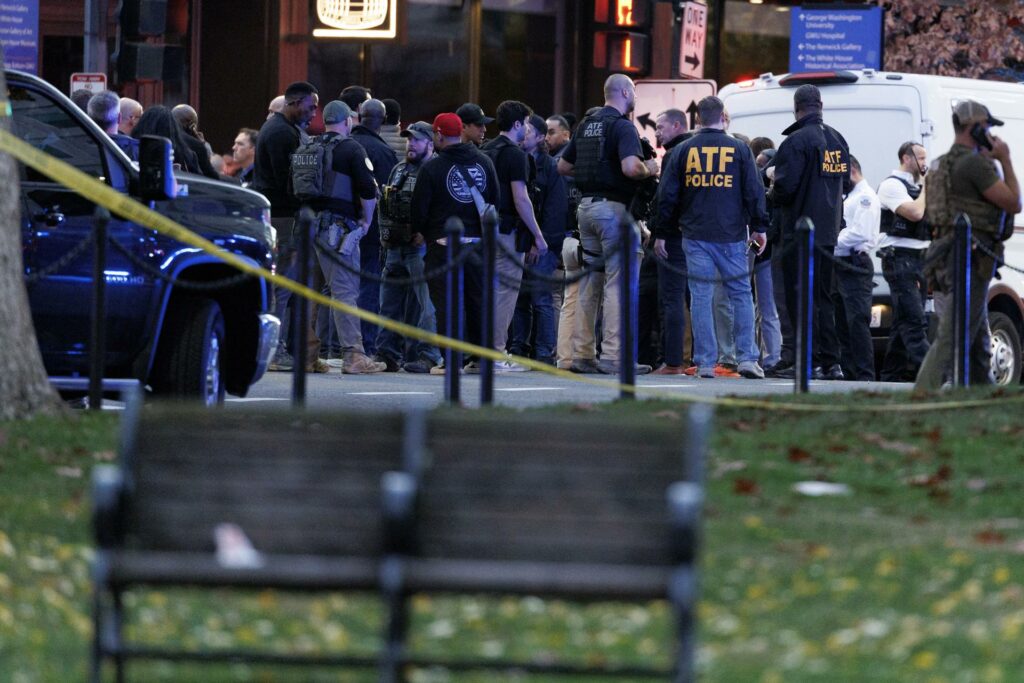 Celebración de Acción de Gracias, empañada en DC - 8a1e17512d70eb5192684421693f65e22e354ff5w-1024x683