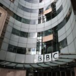 Trump tacha de “corrupta” a la BBC y asegura que está obligado a demandarla por difamación