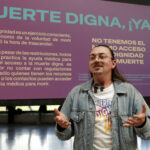 La lucha por la legalización de la eutanasia en México resuena en el metro de la capital