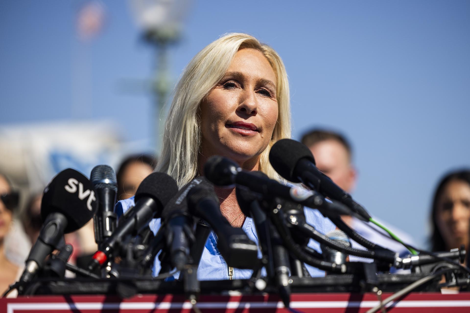 La republicana Marjorie Taylor Greene renuncia al Congreso tras ruptura con Trump