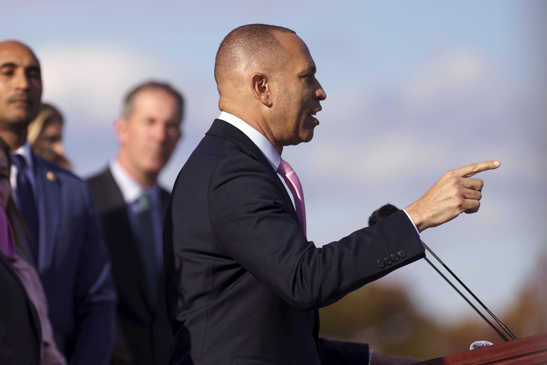 Demócratas de la cámara baja de EE.UU. presentarán iniciativa para extender 3 años Obamacare