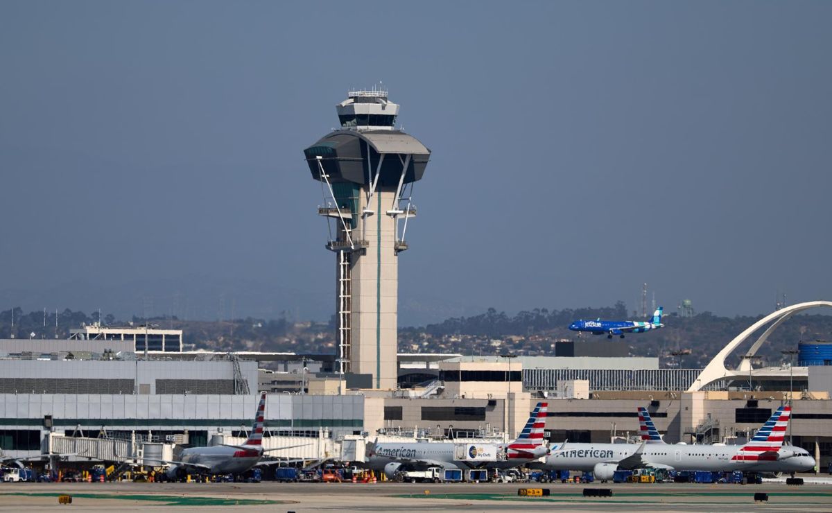 “La situación irá peor”: Cancelan más de mil vuelos en EE.UU. por cierre de Gobierno