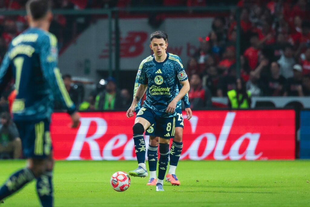 Álvaro Fidalgo habría dado el ‘sí’ a México; este es el plan para que vista la camiseta tricolor