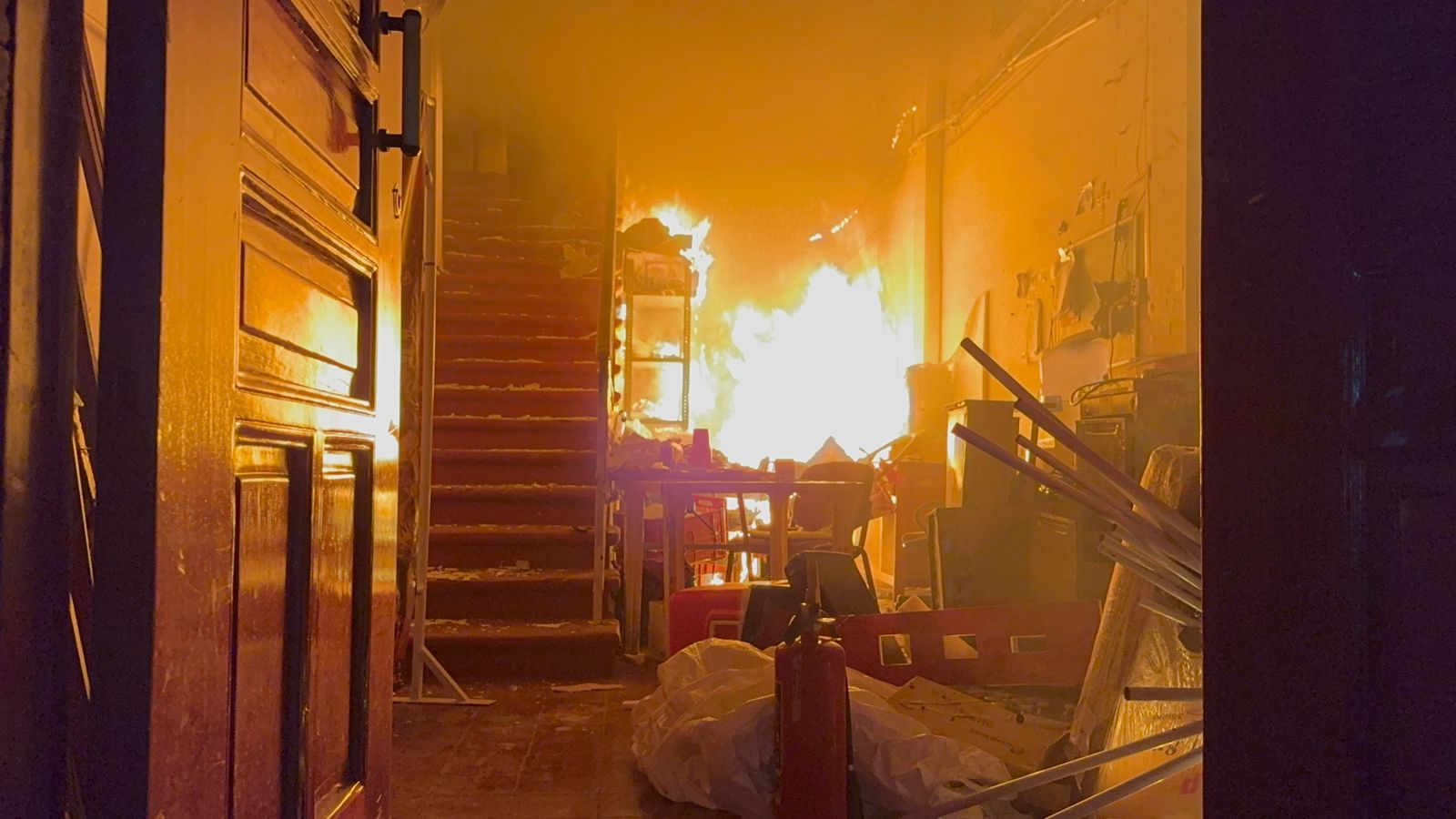 Incendian Palacio de Gobierno de Apatzingán