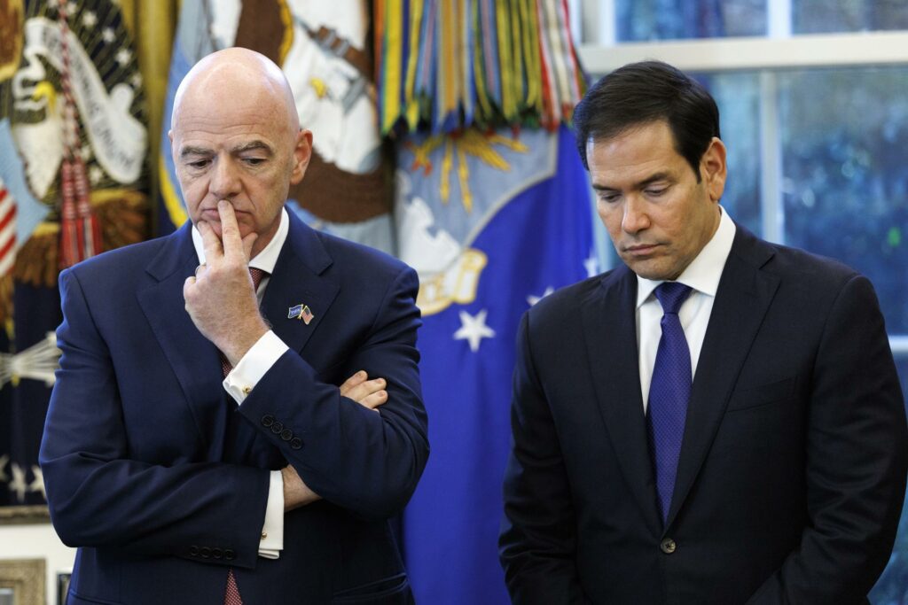 Trump vuelve a amenazar con retirar sedes del Mundial 2026 en ciudades demócratas - b1353c112b74ba05750c86adc48c4a73932be573w-1024x683