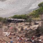 Video: Mueren 37 personas tras caer autobús al abismo en Perú