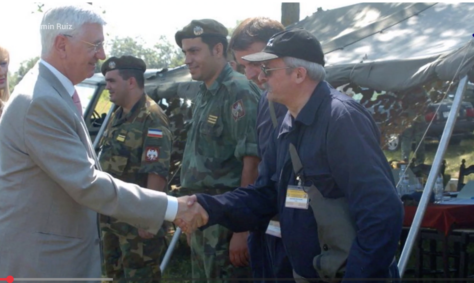 El maestro que convirtió el desarme de armas nucleares en una lección de paz