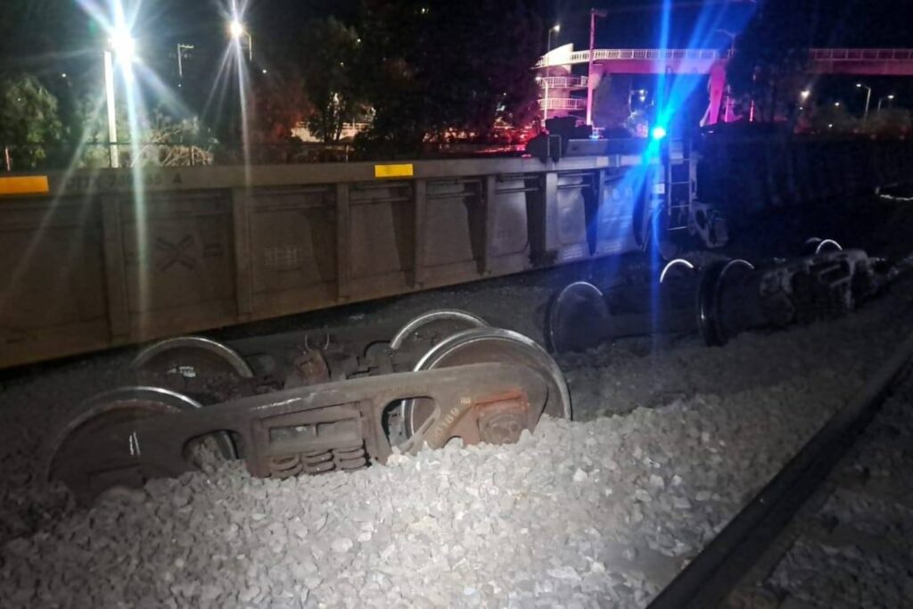 Descarrilan diez vagones de tren en Zacatecas