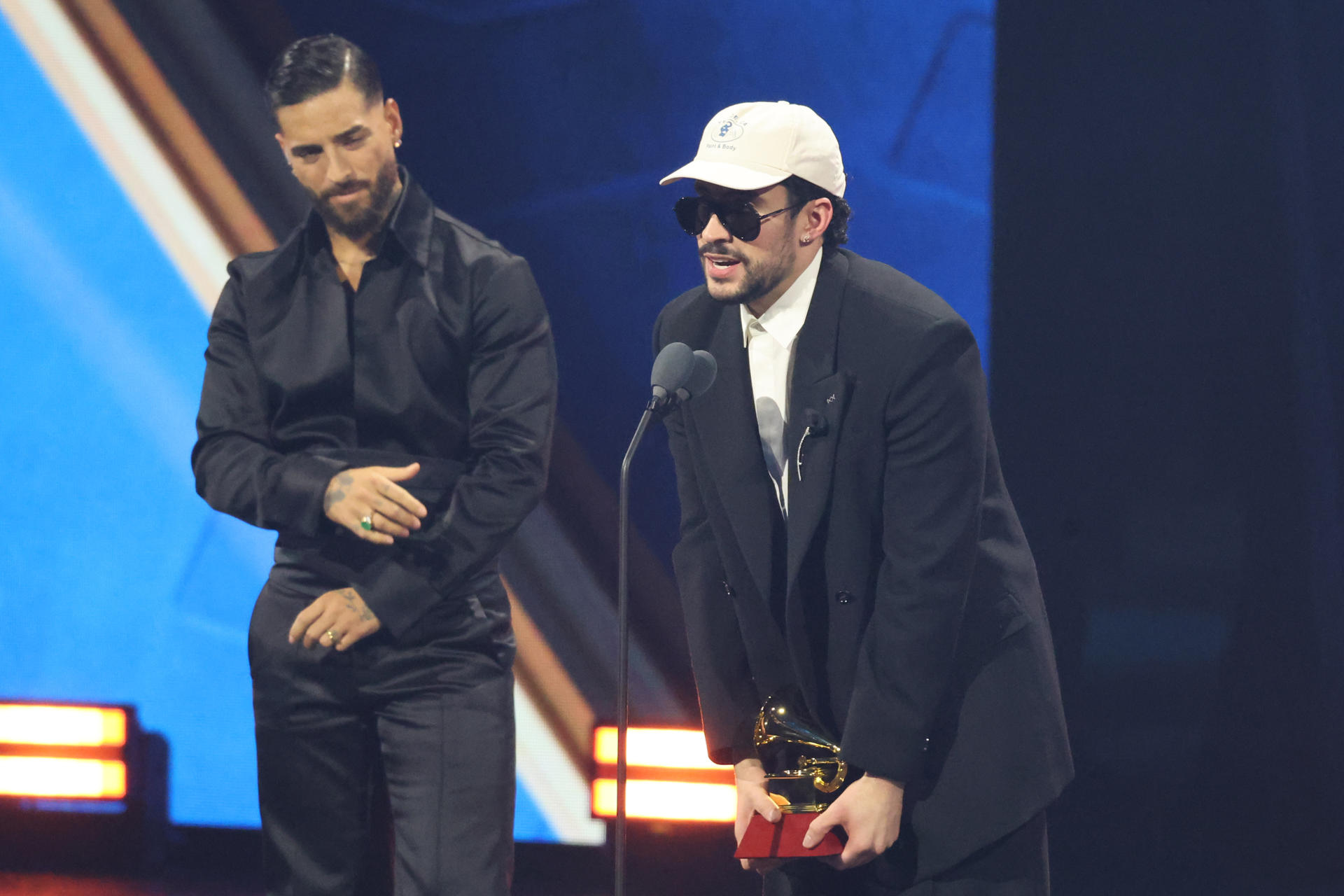 Bad Bunny agranda su huella, Alejandro Sanz sorprende y Karol G deslumbra en los Latin Grammy