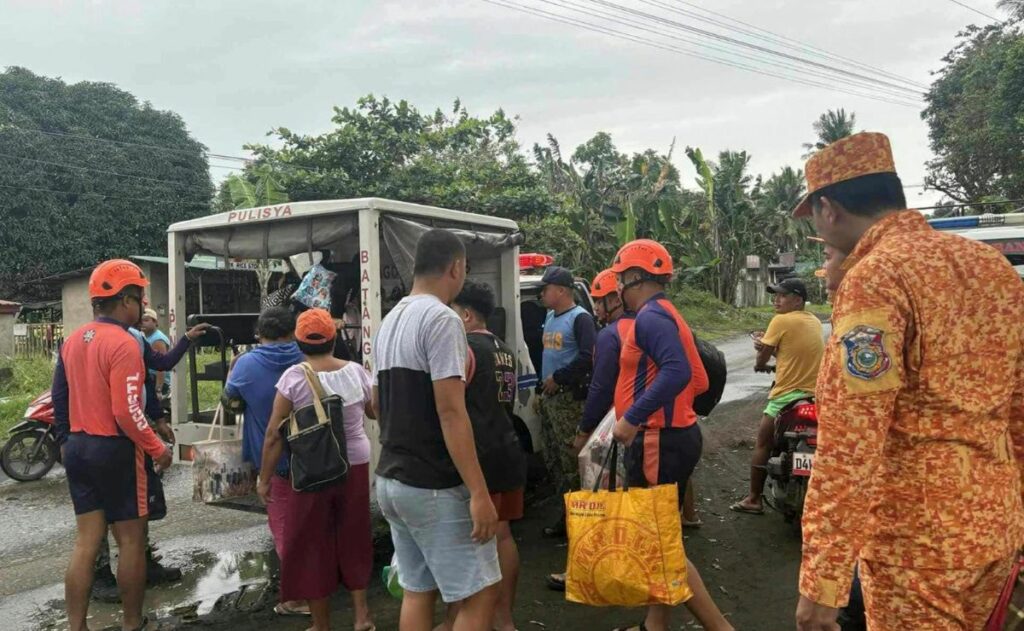 Filipinas evacúa a casi un millón de personas ante el supertifón Fung-wong