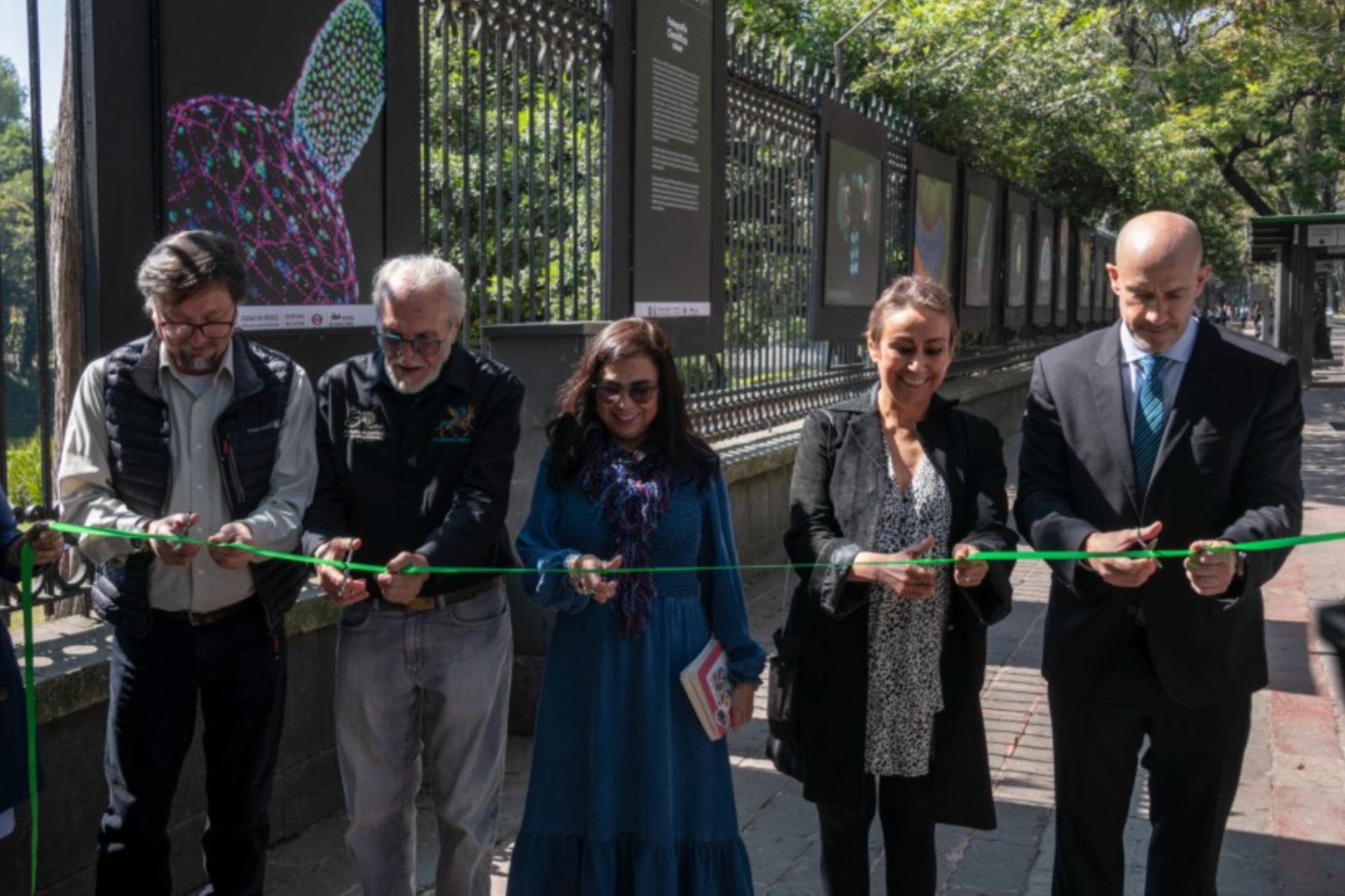 Inauguran la exposición “Fotografía Científica UNAM” en las rejas de Chapultepec