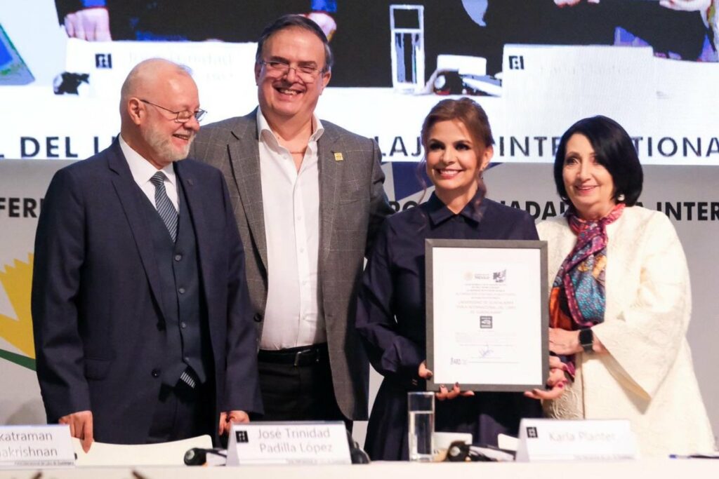 FIL de Guadalajara recibe el sello de “Hecho en México”