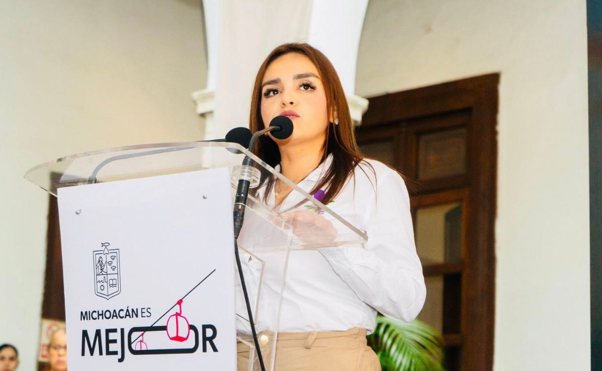 Llega Grecia Quiroz, viuda de Carlos Manzo, al Congreso de Michoacán; rendirá protesta como alcaldesa de Uruapan