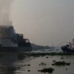 Suspenden operaciones portuarias por incendio buque Blue Phoenix en muelle de Villa Allende, Veracruz