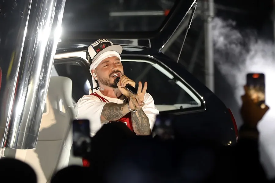 J Balvin anuncia gira en México para 2026, ¿cuándo es la venta de boletos?