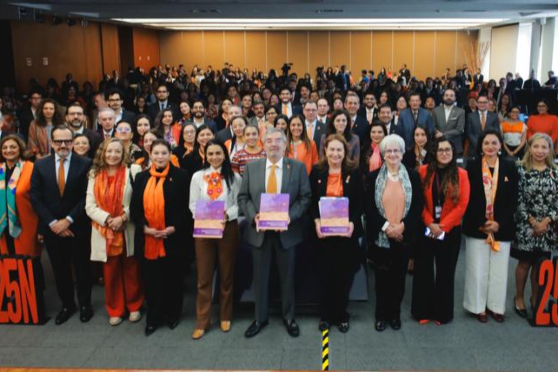 En cualquiera de sus formas, la violencia contra mujeres es inadmisible: canciller De la Fuente