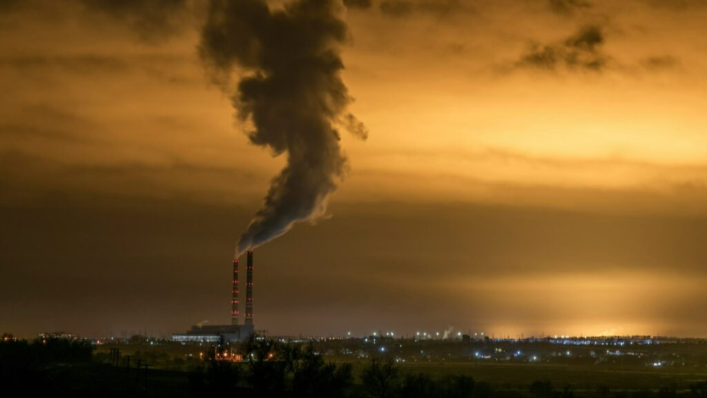 Los gobiernos regionales de EE.UU. dicen que están reduciendo las emisiones pese a Trump