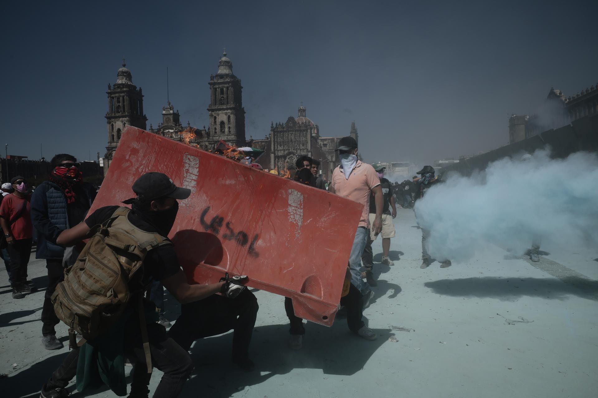 Marcha de la Generación Z en CDMX: Hay 20 detenidos y 120 lesionados, entre ellos 100 policías