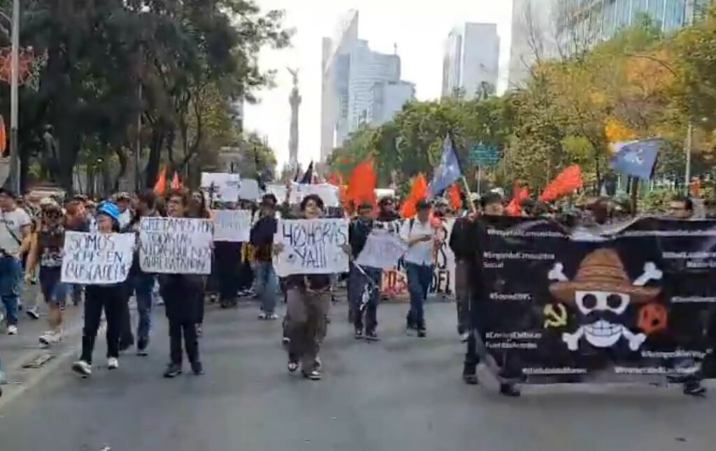 Saldo blanco en la marcha Movimiento Generación Z México; asisten unas 300 personas