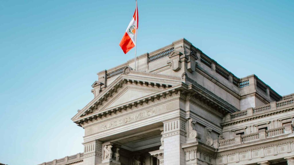 México confirma a Perú decisión de otorgar asilo a primera ministra de Pedro Castillo