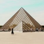 Redada en el Museo del Louvre destapa un fraude de entradas y guías turísticas “a gran escala”