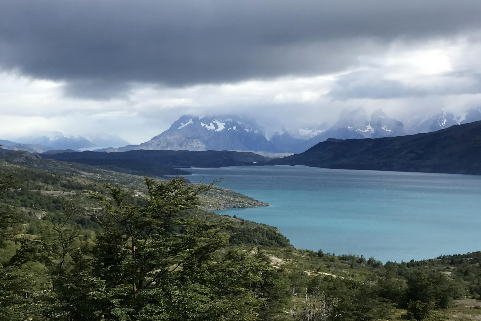 SRE lamenta muerte de dos mexicanos en Torres del Paine, Chile; hay contacto con familiares