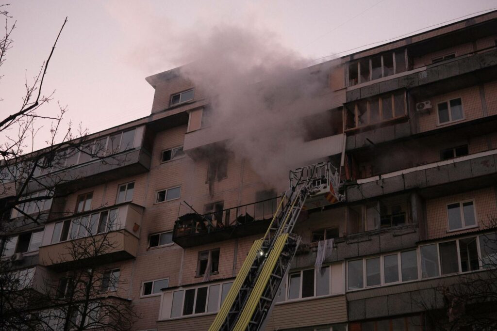 Rusia vuelve a bombardear Ucrania en un ataque masivo que deja cinco muertos