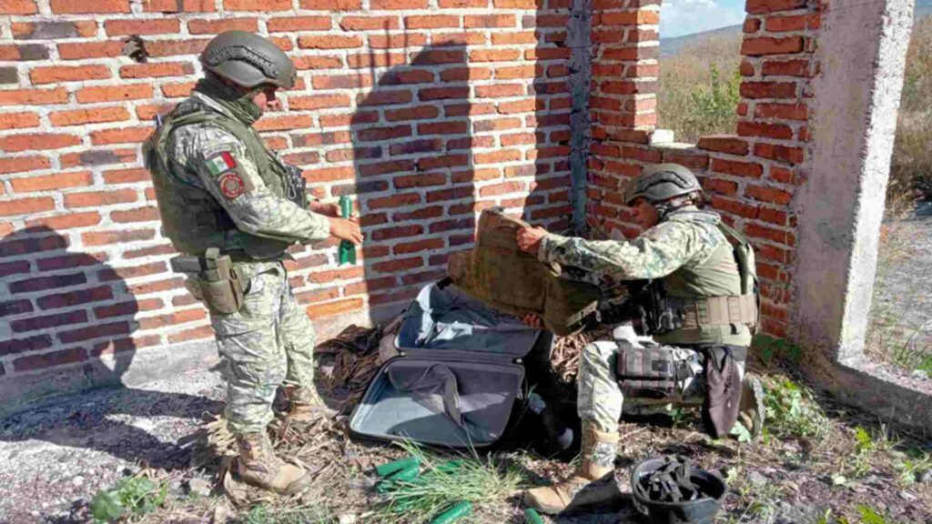 Sedena reporta 83 detenidos y amplio aseguramiento en Michoacán - sedena-reporta-83-detenidos-y-amplio-aseguramiento-en-michoacan-3-1024x576