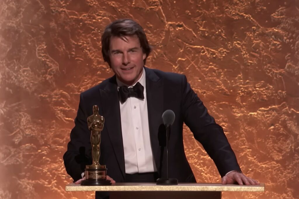 Video: Tom Cruise recibe su primer Óscar en los Governors Awards