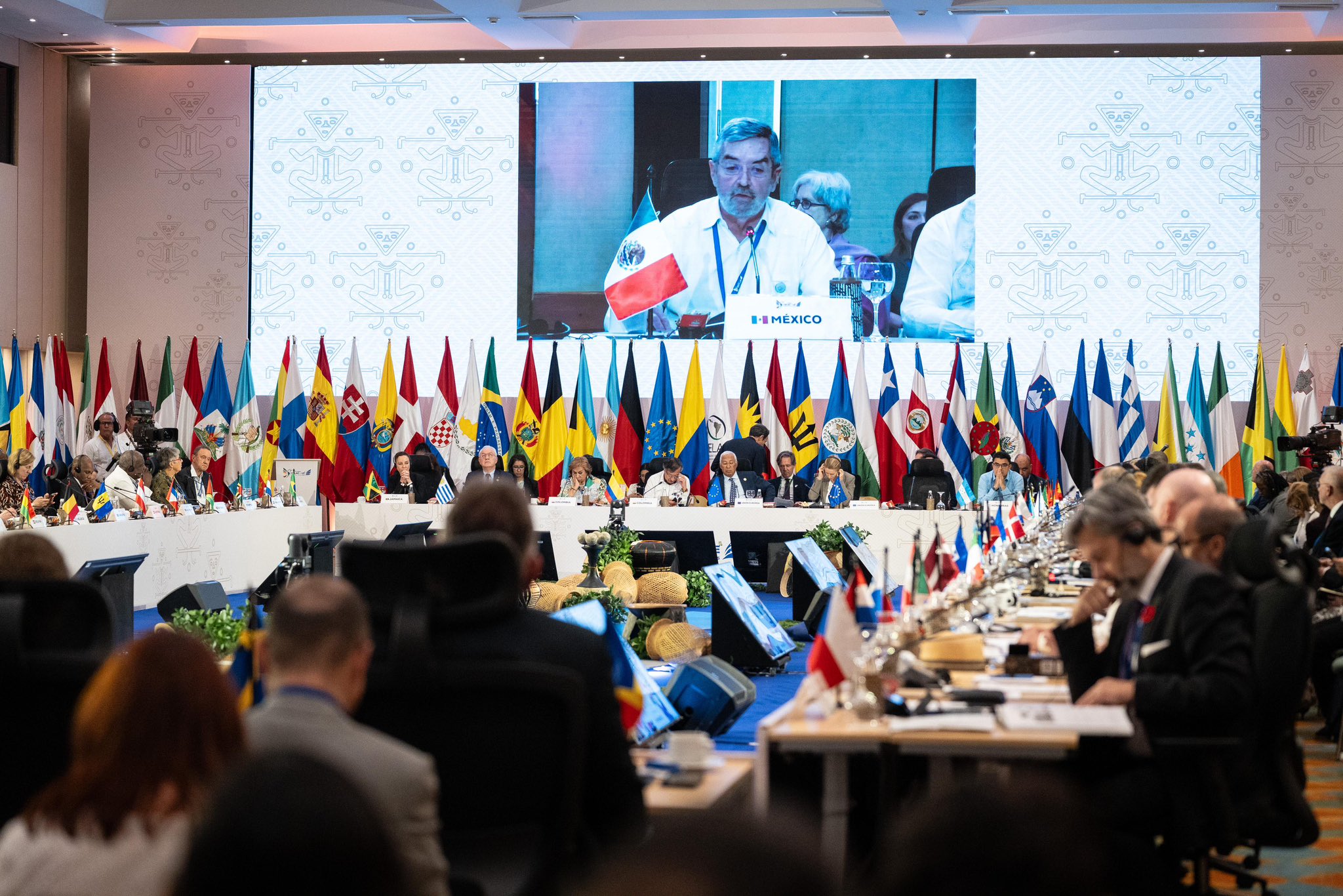 “Una alianza impuesta no es una alianza”, asegura el canciller De la Fuente en la IV Cumbre CELAC–Unión Europea