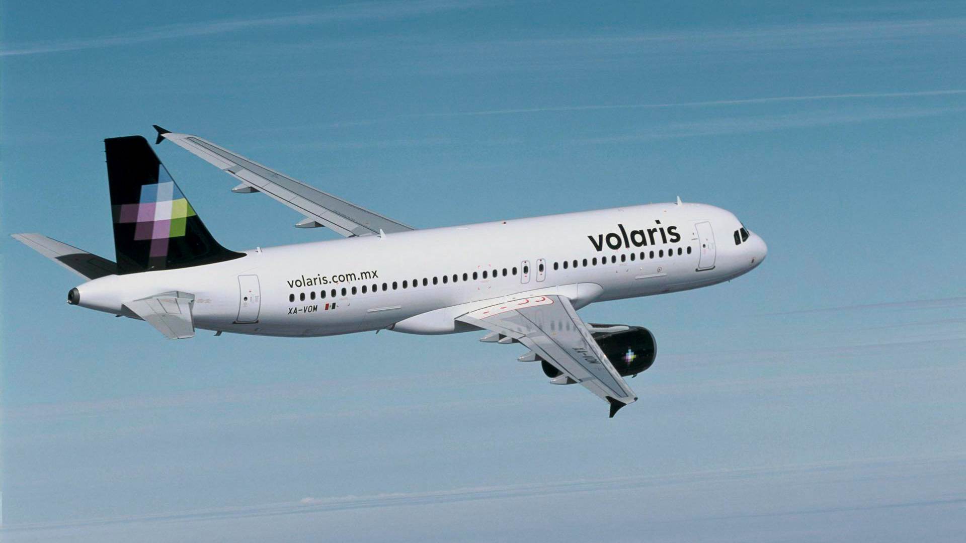 Volaris anuncia cancelaciones de vuelos por ajustes en software