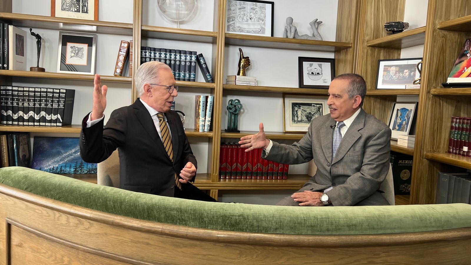 Joaquín Marín de do Pingüé (T5 cap. 37): El asesinato de Carlos Manzo conmociona a México