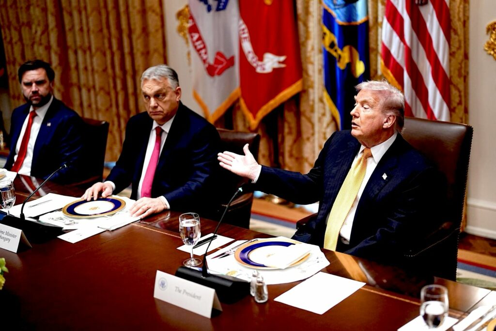 De la indiferencia al pánico - whatsapp-image-2025-11-10-at-75923-pm-4-1024x683