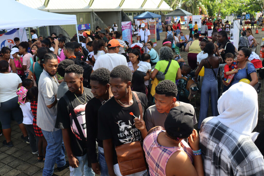 Muchos migrantes apuestan por establecerse en México al acercarse el primer año de Trump