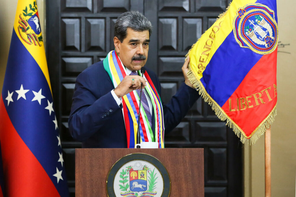 Maduro afirma que la “uni&oacute;n nacional” har&aacute; respetar la soberan&iacute;a de Venezuela