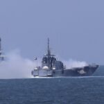 Lancha que recibió doble ataque estadounidense acompañaba un buque a Surinam, dice CNN