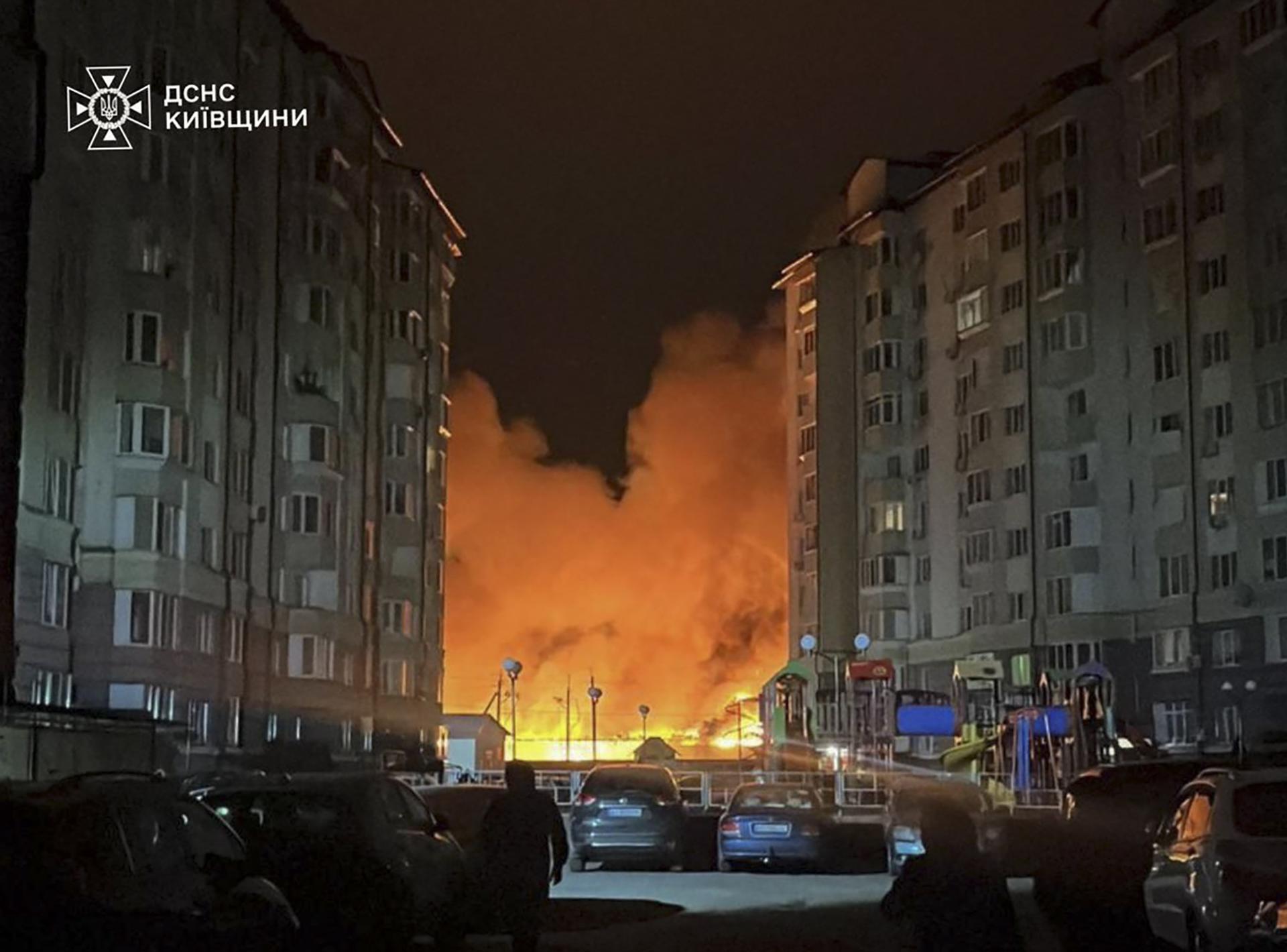 Ucrania bajo los ataques rusos contra el sistema energético: 16 horas de oscuridad al día