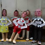 La expresidenta Boluarte y la tiktoker Moca, los muñecos más buscados para quemar en Perú