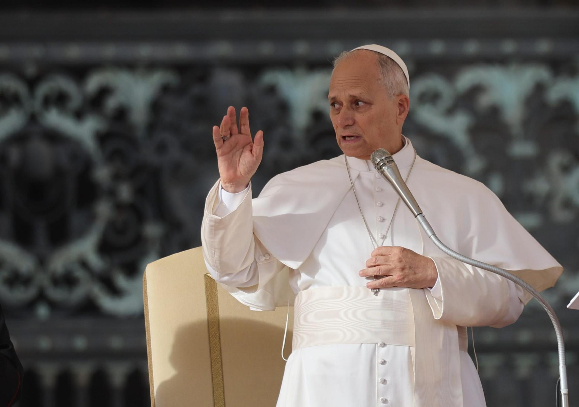 El papa León XIV critica la concentración de la riqueza y a los poderosos que no oyen a los pobres El papa León XIV critica la concentración de la riqueza y a los poderosos que no oyen a los pobres